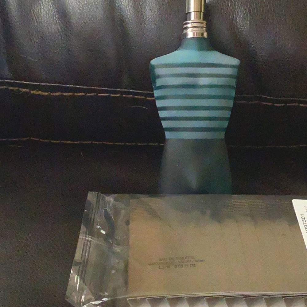 Jean Paul Gaultier Eau De Toilette 1.5ML X 12!! new!